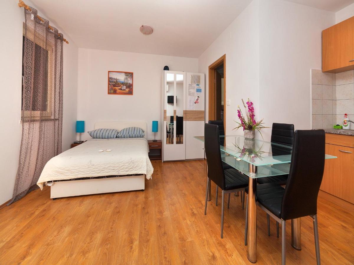 Apartments Barbara Brseč Buitenkant foto